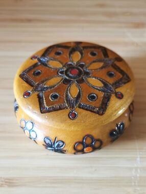 Vintage Handcrafted Wooden Trinket Box Floral Inlay Lid